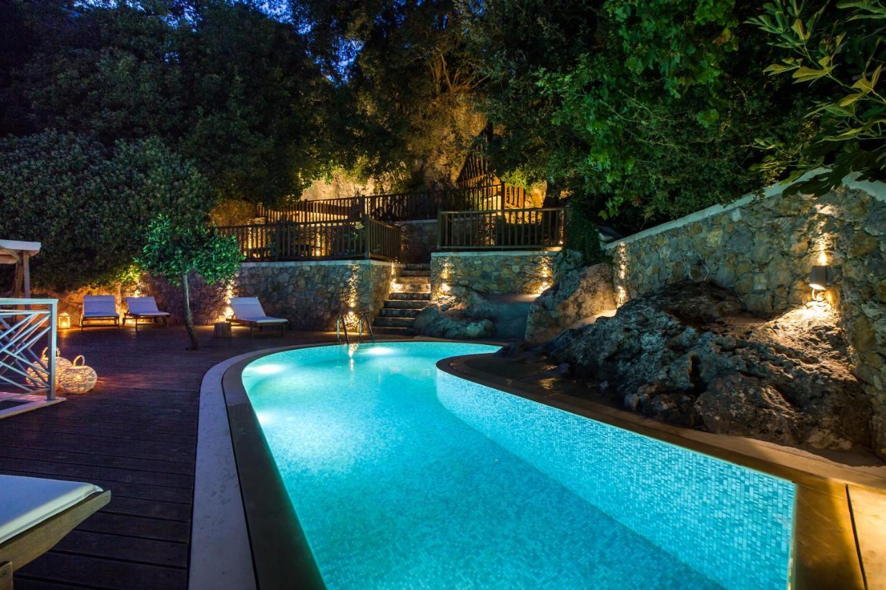 Villa Angelica Meronas Luaran gambar