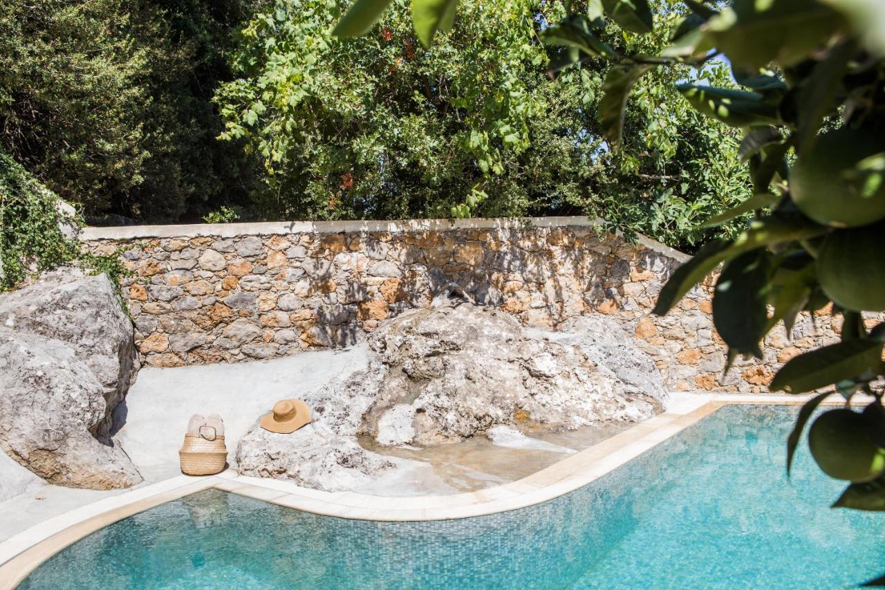 Villa Angelica Meronas Luaran gambar