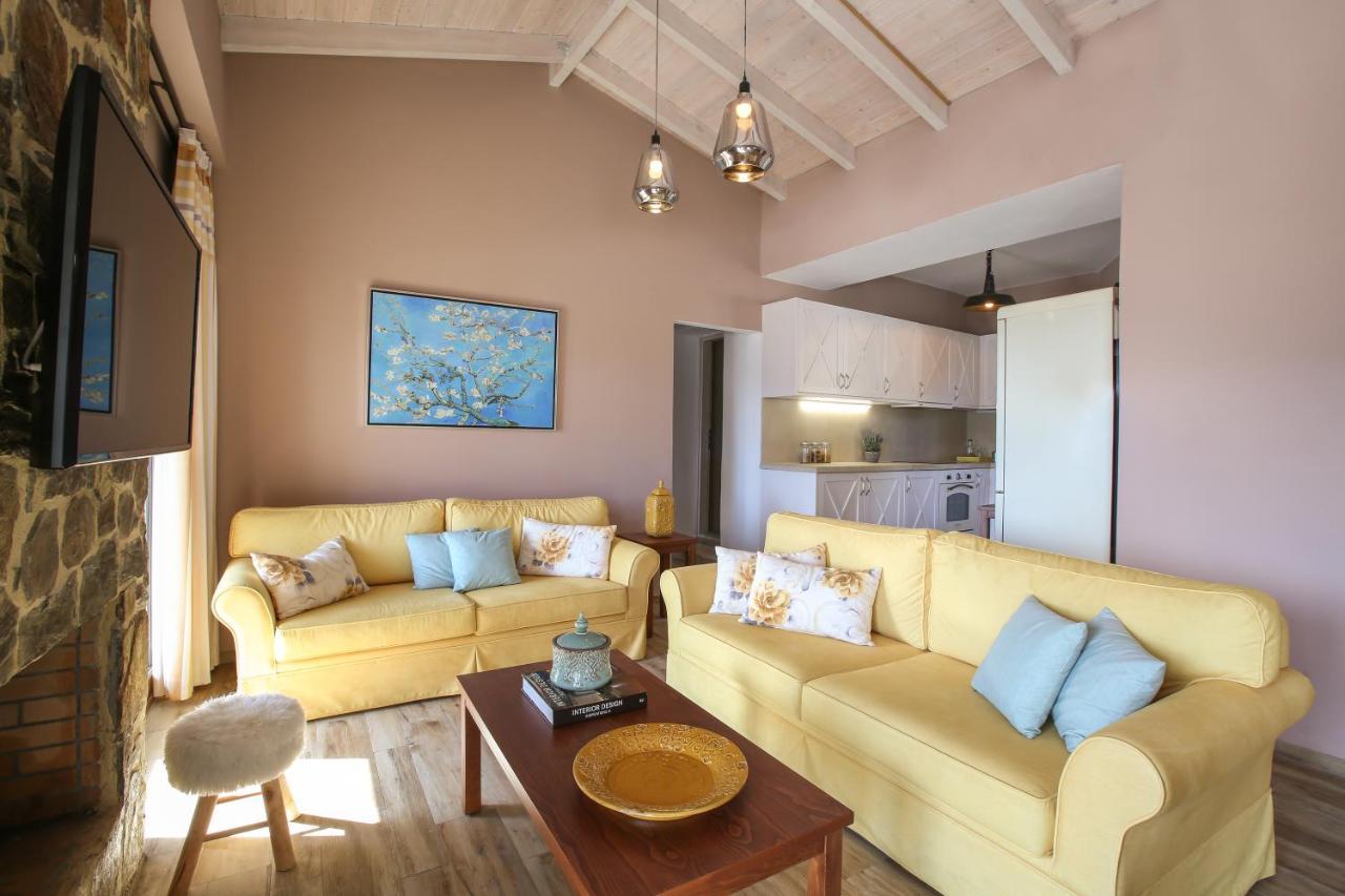 Villa Angelica Meronas Luaran gambar